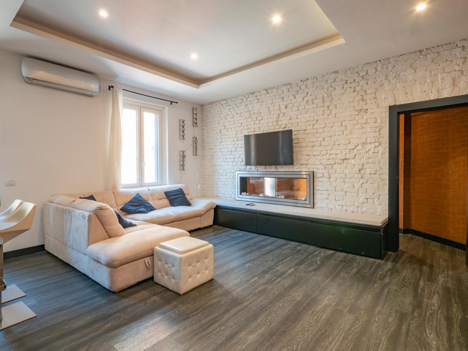 Appartamento Xenia - Spacious Four-room In Moscova Milano