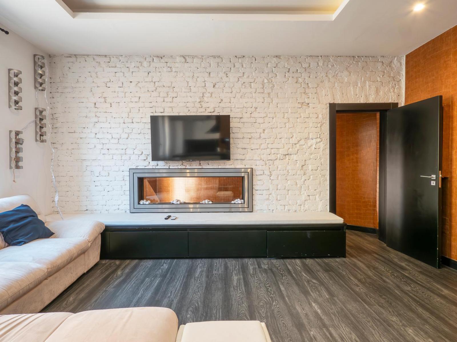 Apartment Xenia - Spacious Four-room In Moscova