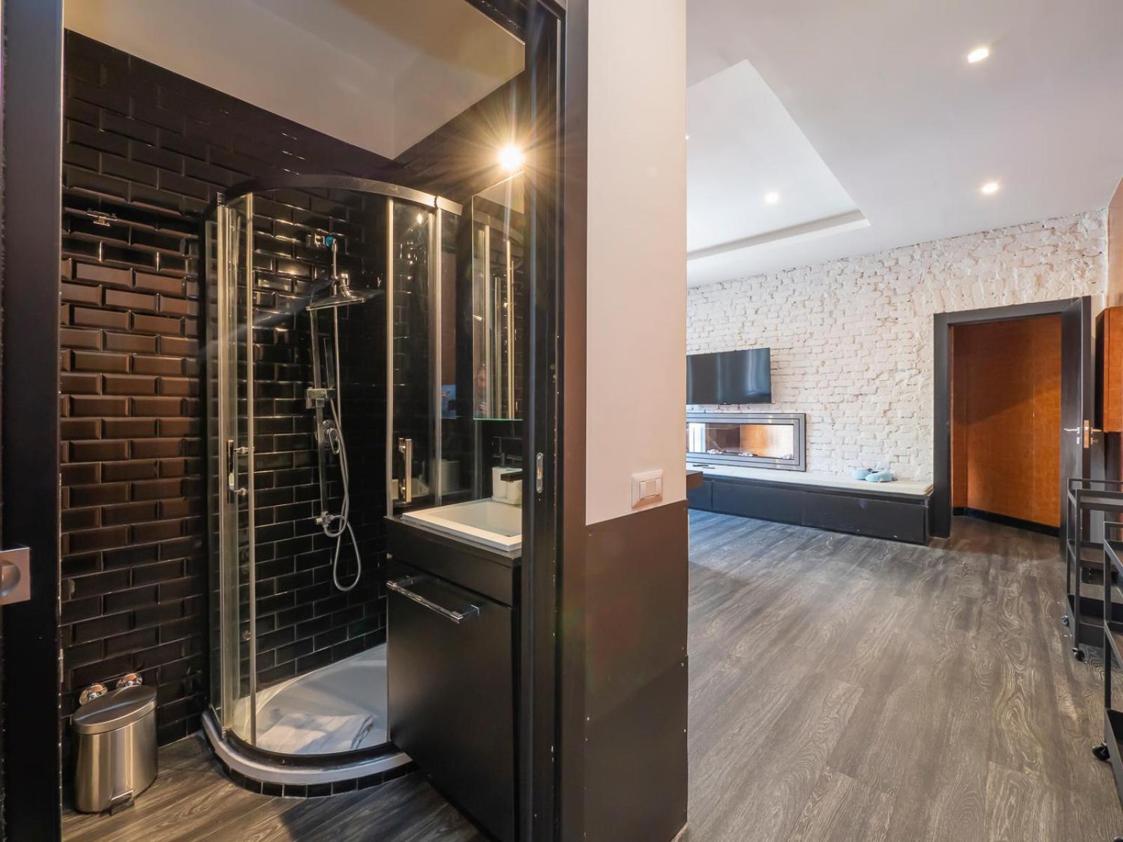Apartment Xenia - Spacious Four-room In Moscova *